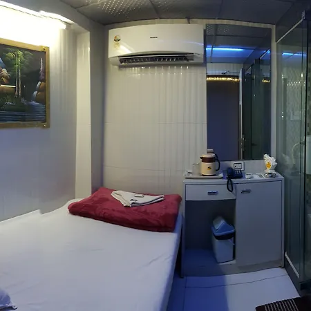 Nice Guest House Mumbai