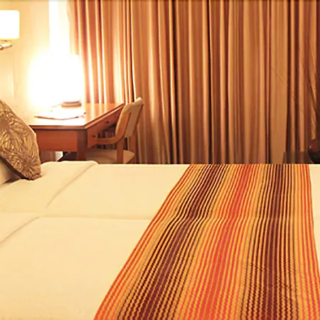 Hiltop Hotel
