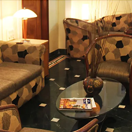 Hiltop Hotel 3*