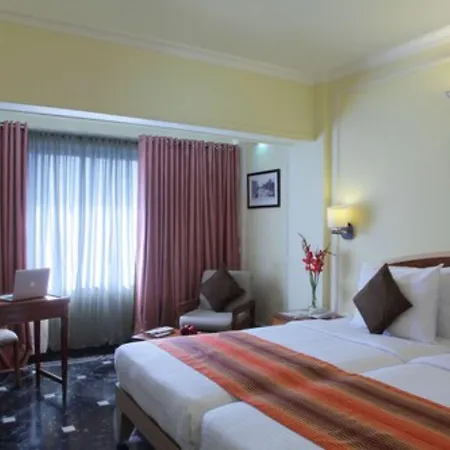 Hotel Hiltop 3*