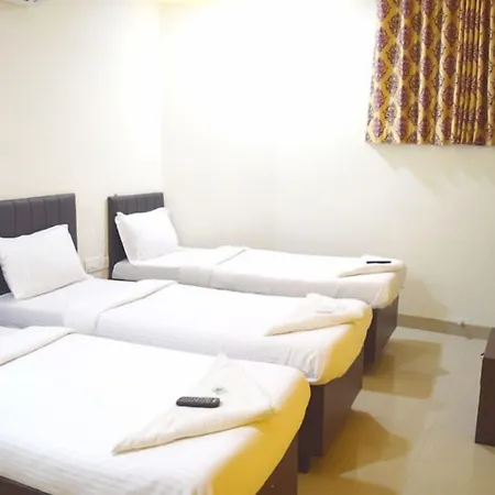 Apex Executive Hotel *