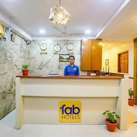 Fabhotel Cruz Royale - Nr- Bandra West Hotel