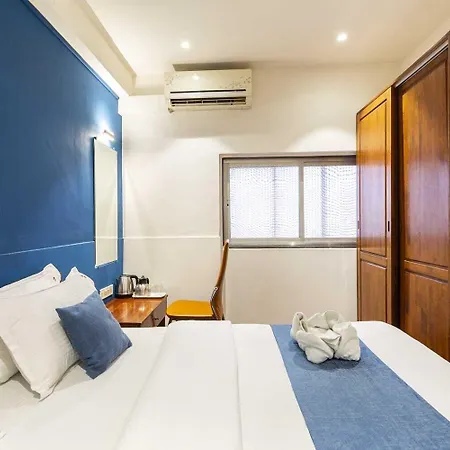 Hotel Q Deck 2*