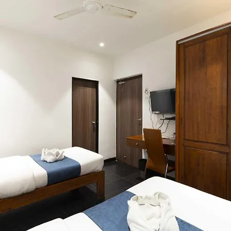 Q Deck Hotel Mumbai