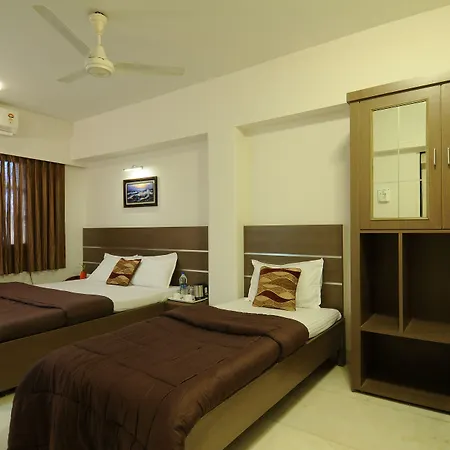 Crystal Hotel 3*