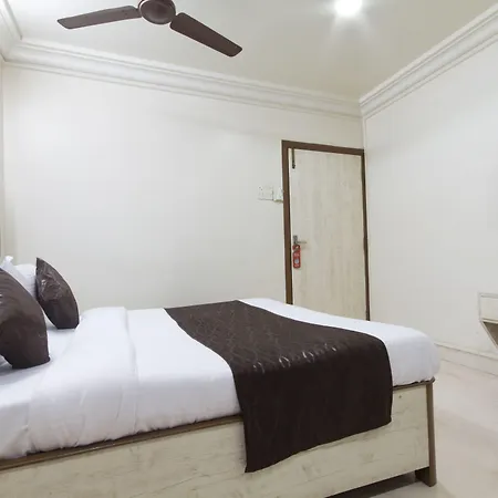 Hotel Oyo 935 Palkhee Mumbai