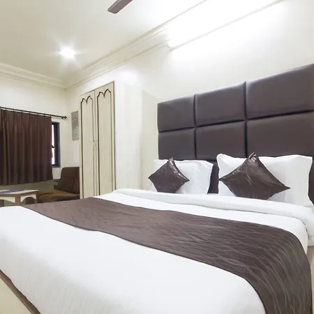 Hotel Oyo 935 Palkhee