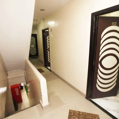 Al Madina Palace Hotel 2*