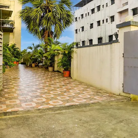 Hotel Super Townhouse Oak New Nashik Highway Kalyan Bhiwandi 4*