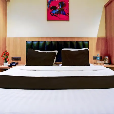 Super Townhouse Oak New Nashik Highway Kalyan Bhiwandi