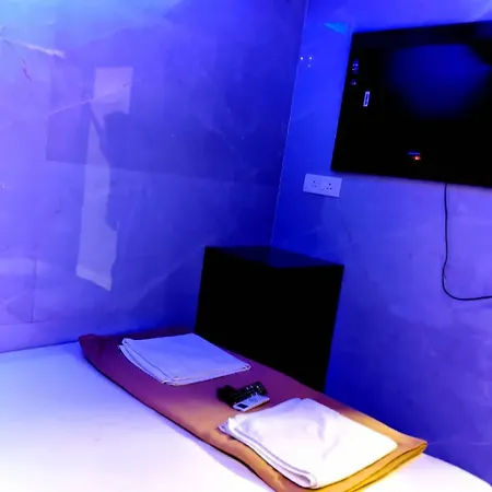 Aashray Residency And Boarding