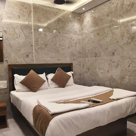 Hotel Aashray Residency And Boarding