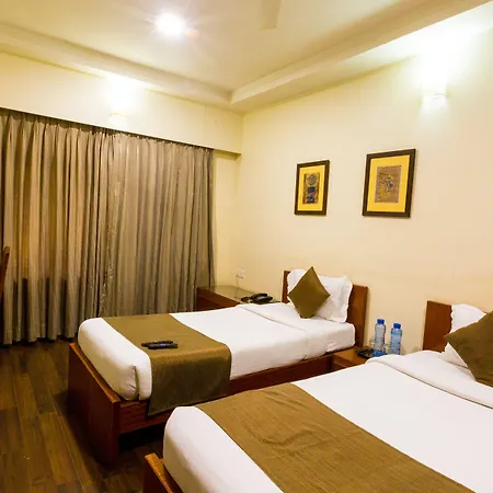 Mint Domestic Airport 3*