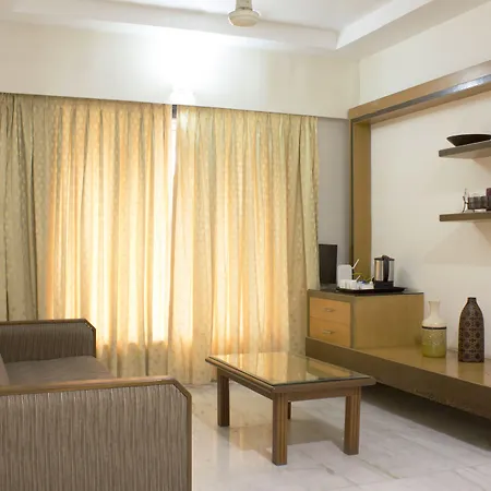 Hotel Mint Domestic Airport 3*