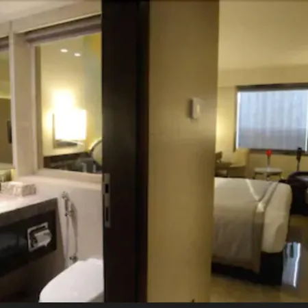 Sai Palace Grand, Malad Hotel 4*