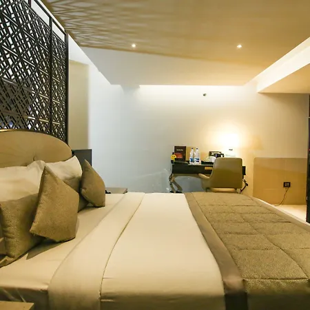 Sai Palace Grand, Malad