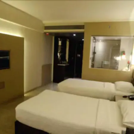 Hotel Sai Palace Grand, Malad
