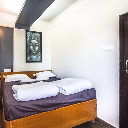 Hostel Backpackers Villa Mumbai Mumbai