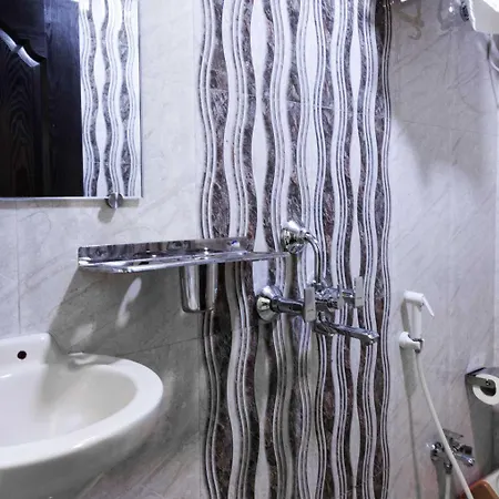 O Royal Grand Near Chhatrapati Shivaji International Airport Hotel 3*