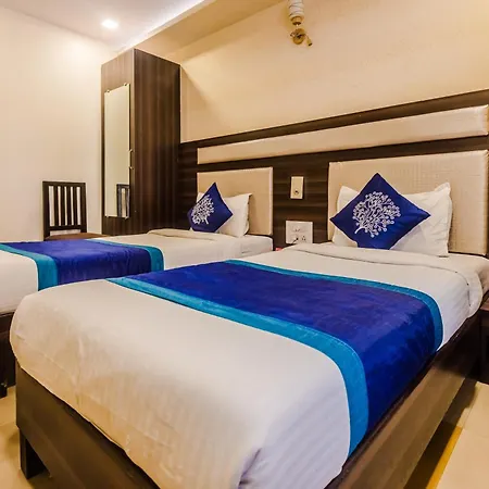 O Royal Grand Near Chhatrapati Shivaji International Airport 3*