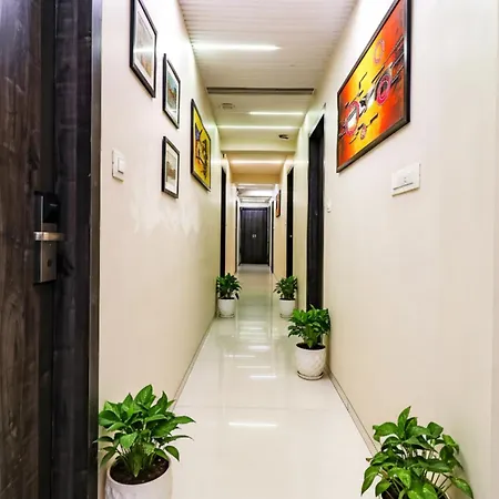 Fabhotel Grand Heritage - Nr Bkc Hotel 3*