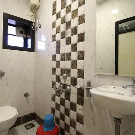 Hotel Oc Residency