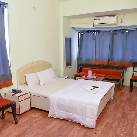 Hotel Evergreen 2*