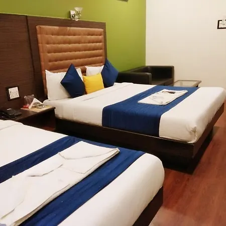 Aksa Powai *
