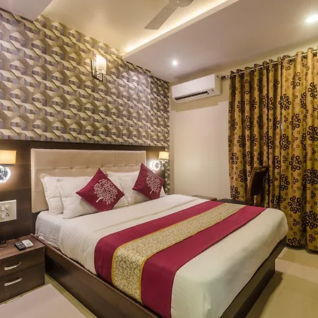 Hotel Liberty Plaza 3*
