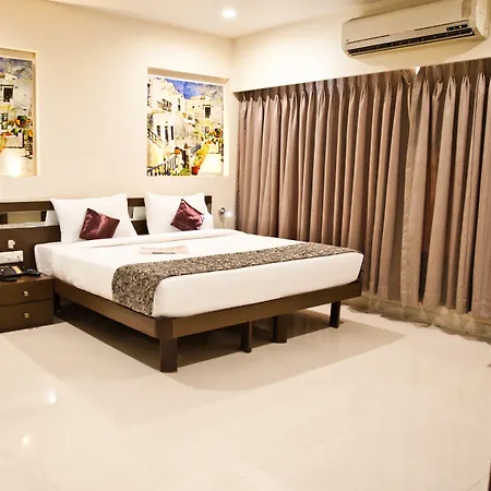 Hotel Tim Grand