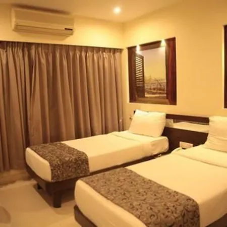 Hotel Tim Grand 3*