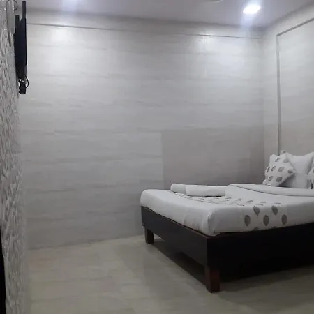 Star Guest house Mumbai