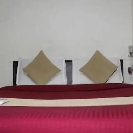 Hotel Saffron Inn 3* Mumbai