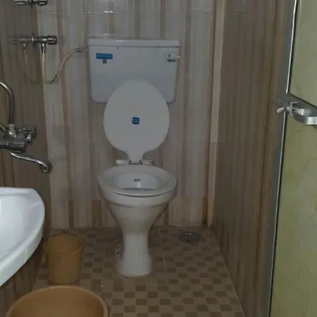 Hotel Al Mehraj Hotel