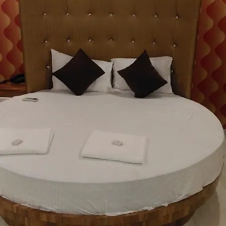 Pearl View Hotel 3*