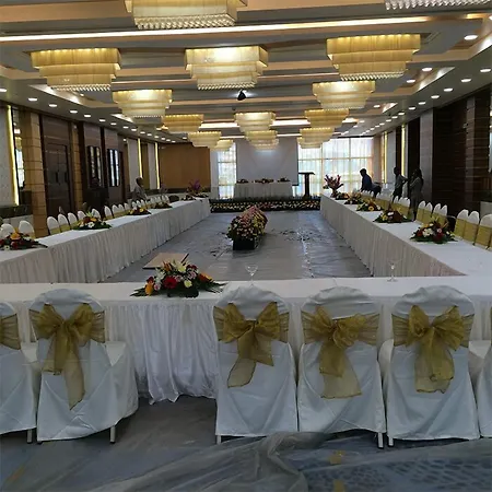 Hotel Club Emerald