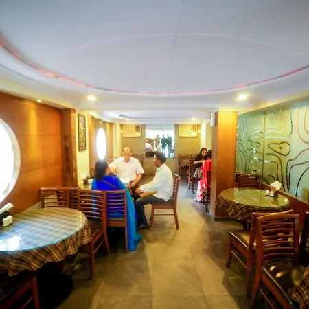 Hotel Lucky Bandra Mumbai