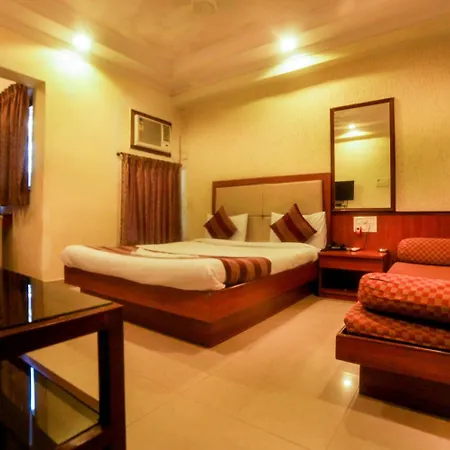 Lucky Bandra Hotel