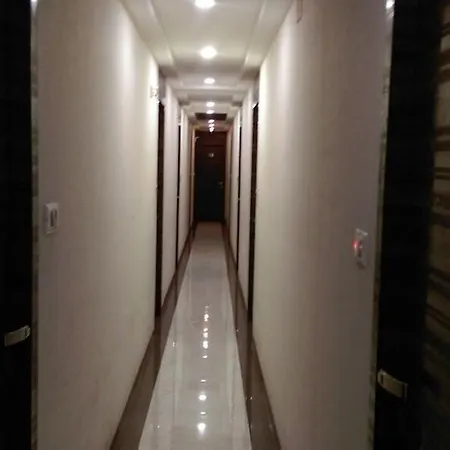 Hotel Palace Residency Hotel