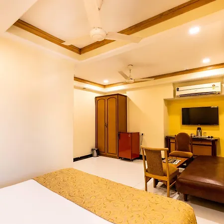Hotel Parklane 3*