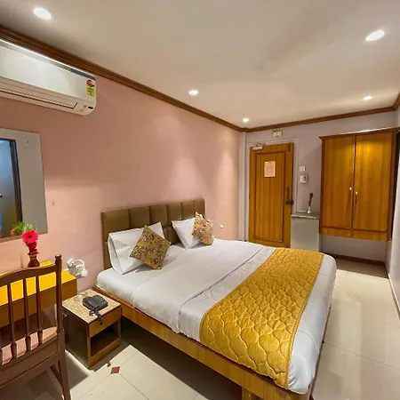 Parklane Hotel
