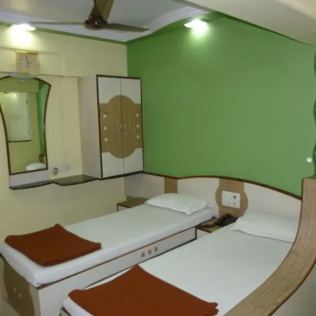 Hotel Mid Town 2*