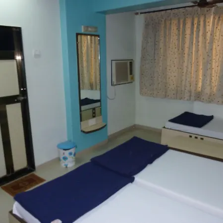 Hotel Mid Town Mumbai