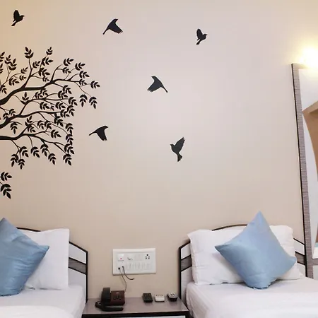 Broadway Colaba Hotel