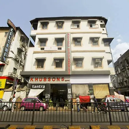 Hotel Broadway Colaba 2*