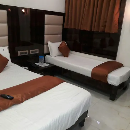 Hotel Karishma 2*
