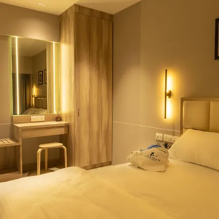 Ashok Deluxe Aparthotel 3*