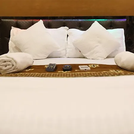 Onyx Residency 3*