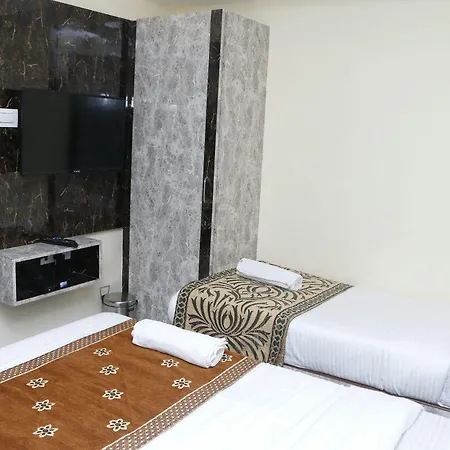 Onyx Residency Hotel 3*