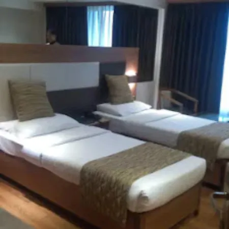 Hotel The Royal Orchid Hotel, Chembur